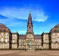 Widok na dawny Zamek Królewski w Kopenhadze.