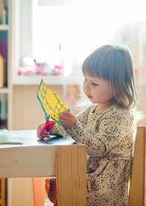 Equipo en sala de postproducción