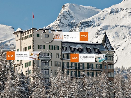 Schlosshotel in verschneiten Bergen