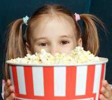 Czekoladowo - owocowe lizaki z posypką.