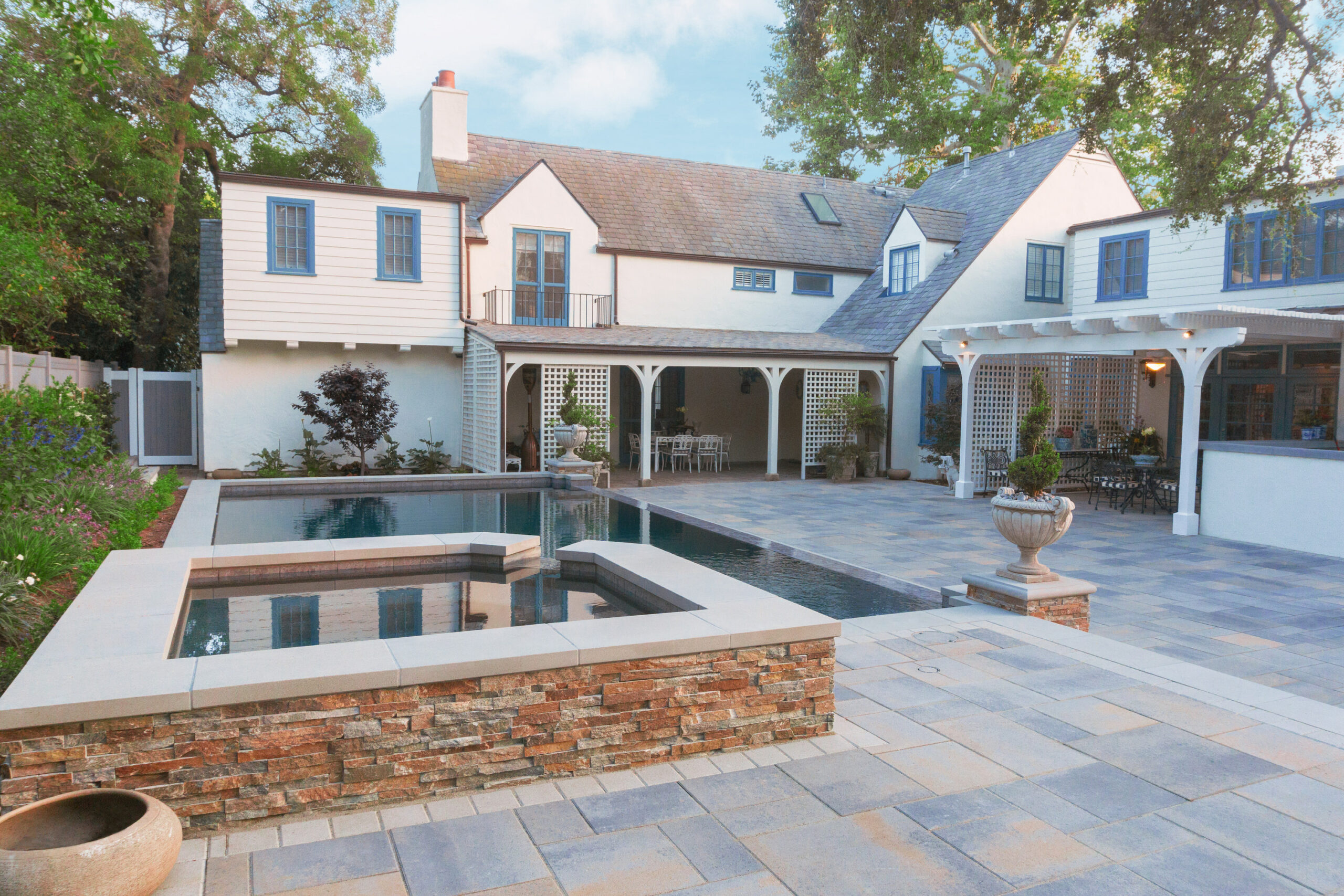 pool backyard pavers expert