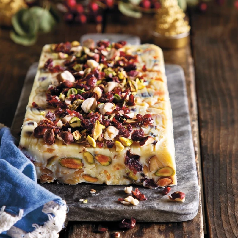 Ciasto waniliowe, z orzechami, żurawiną