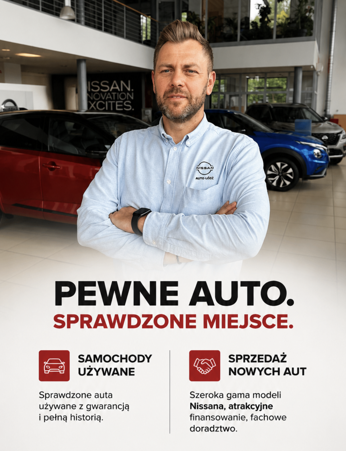 Michal, doradca handlowy Nissan Auto Lodz, w jasnej koszuli na tle samochodow Nissan w salonie