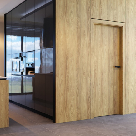 Drzwi z naturalnego drewna Najlepsze drzwi wewnętrzne do nowoczesnych wnętrz: Trendy i porady