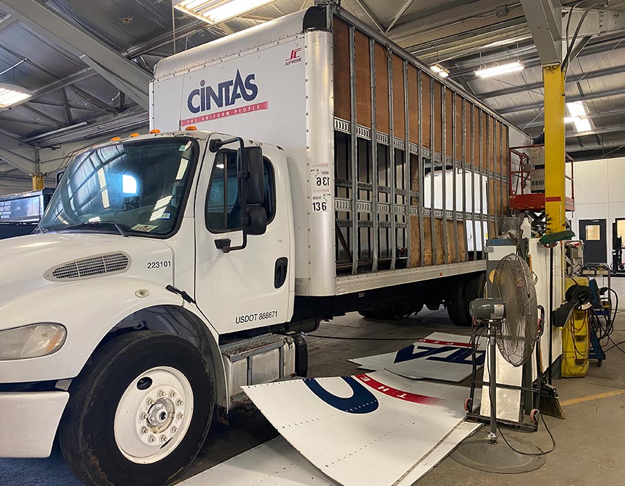 Commercial Truck Body Shop Dallas Fort Worth IP Truck