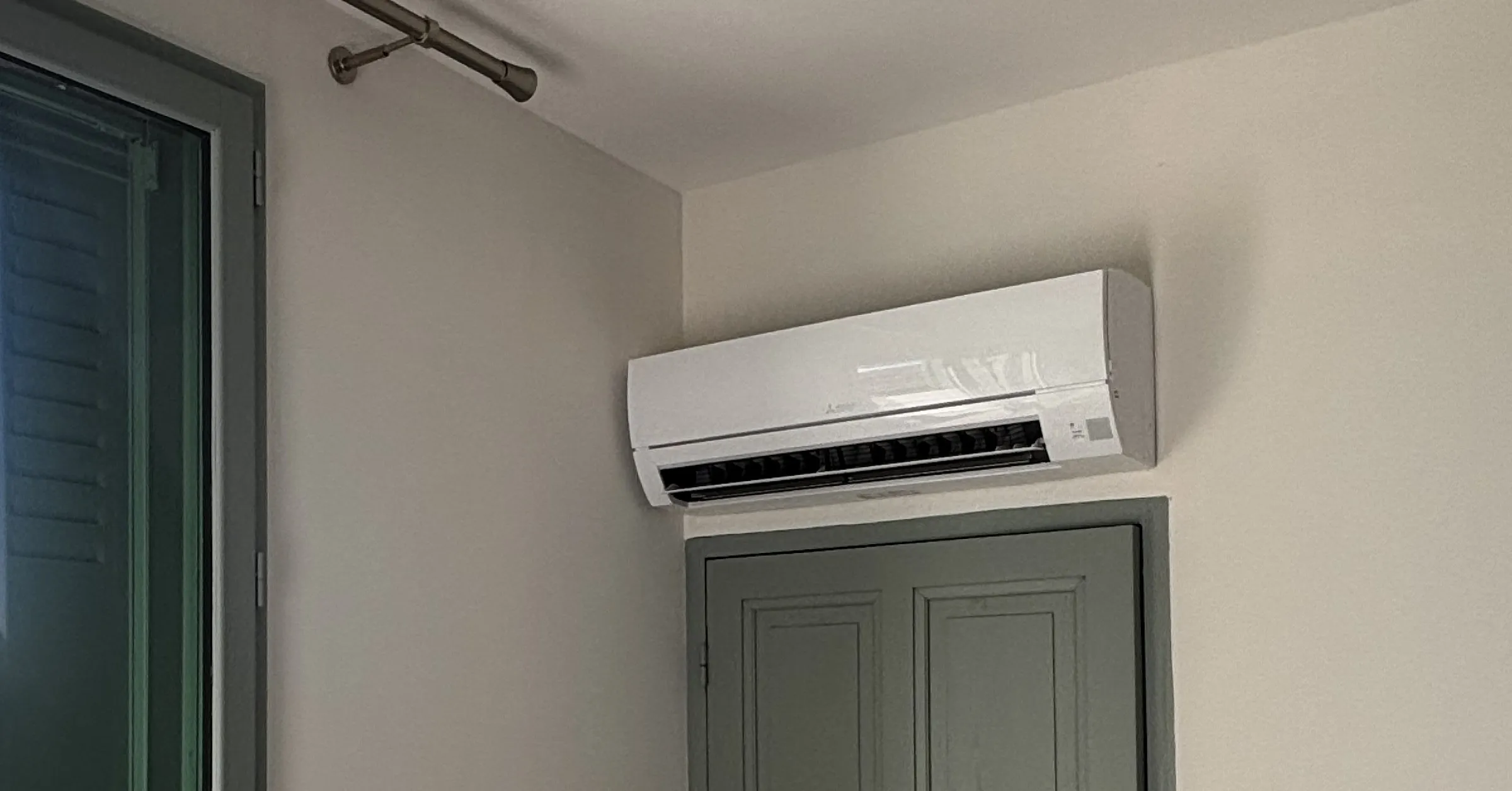 Split climatisation r&eacute;versible chambre