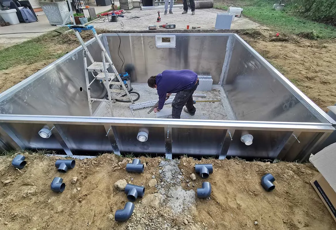 Une installation facile et rapide pour votre piscine aluminium Quickly