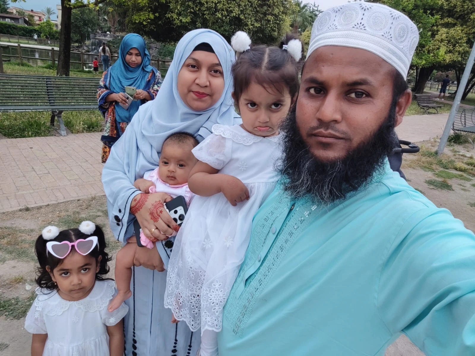 Muslim family