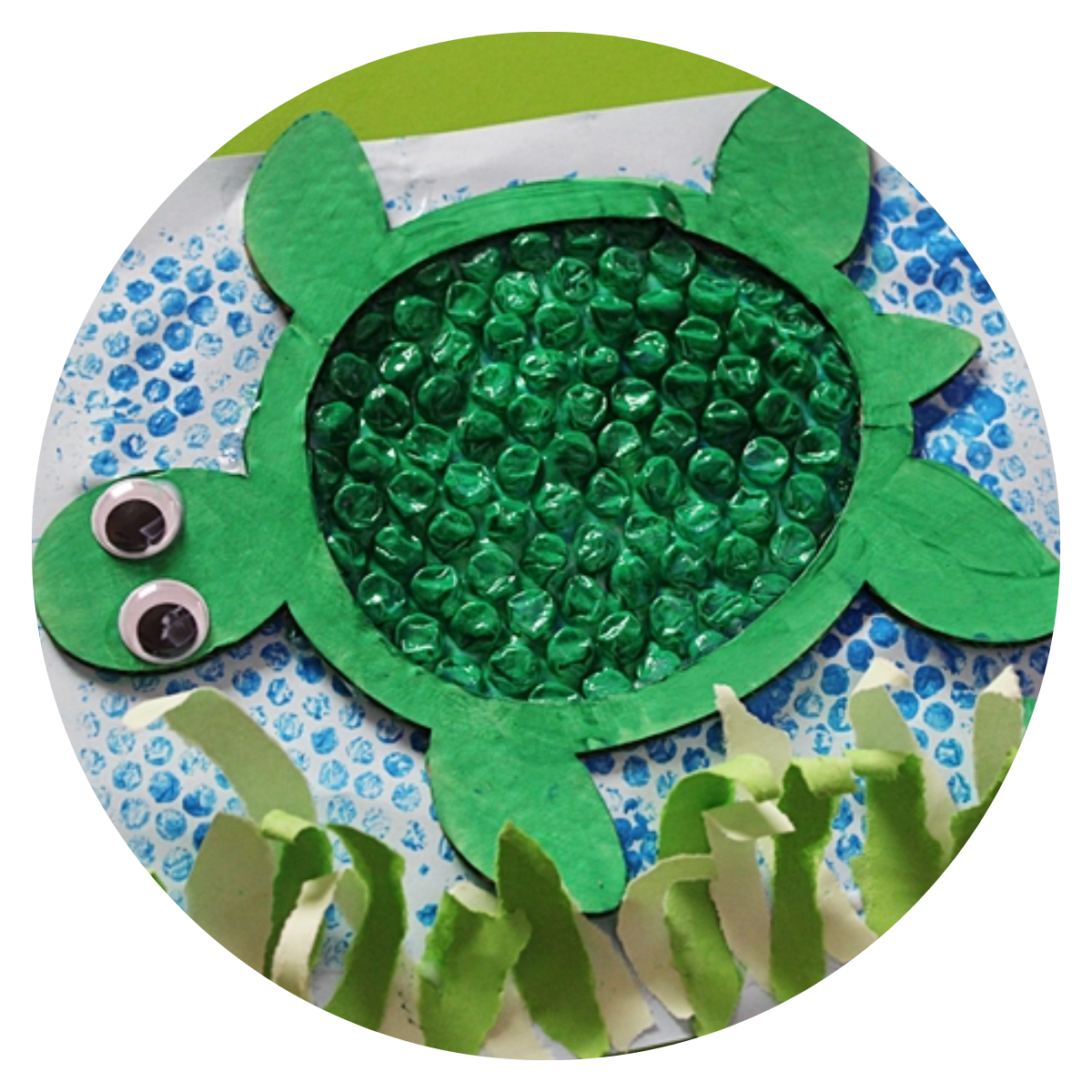 Uczestnicy kolonii w przebraniu Superbohatera Green School.