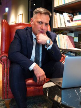 Michał Choroszyński - Grow 4U