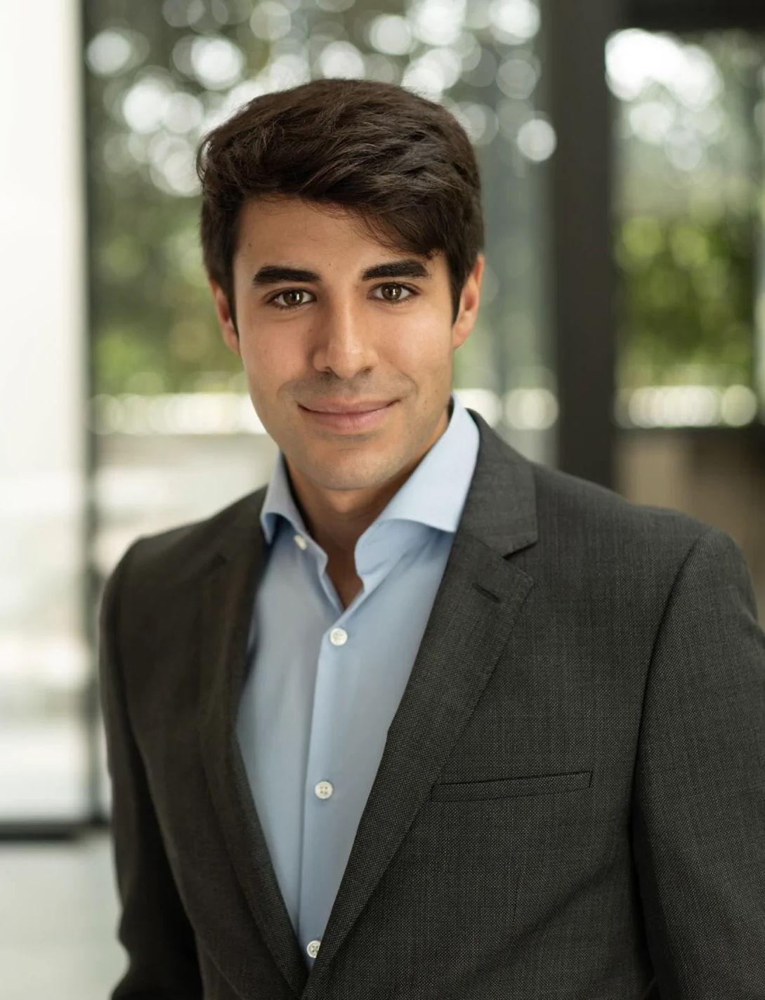 Alex Nahai, Business Law Attorney