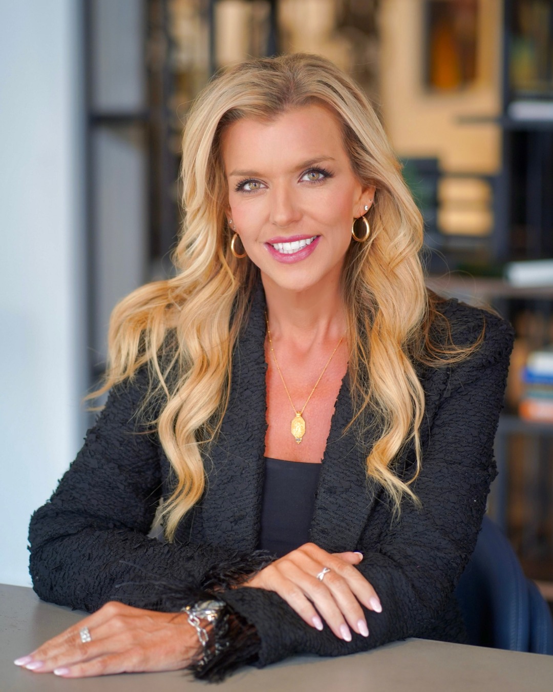 Kena Hollingsworth, Divorce Attorney in Indiana