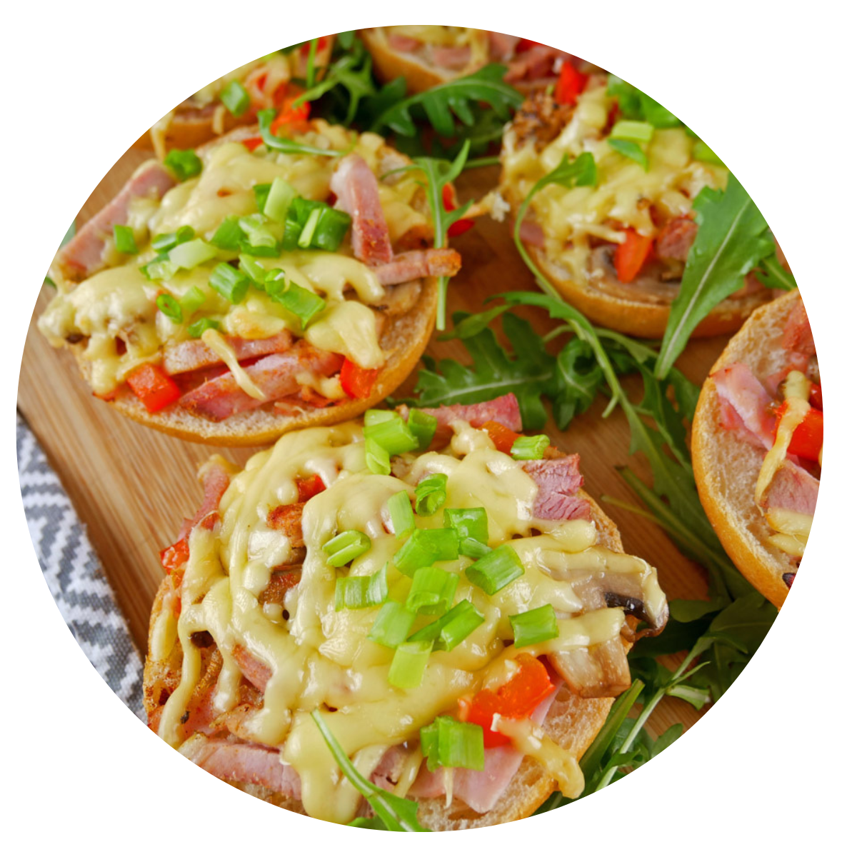 Uczestnik obozu z kulą musującą.