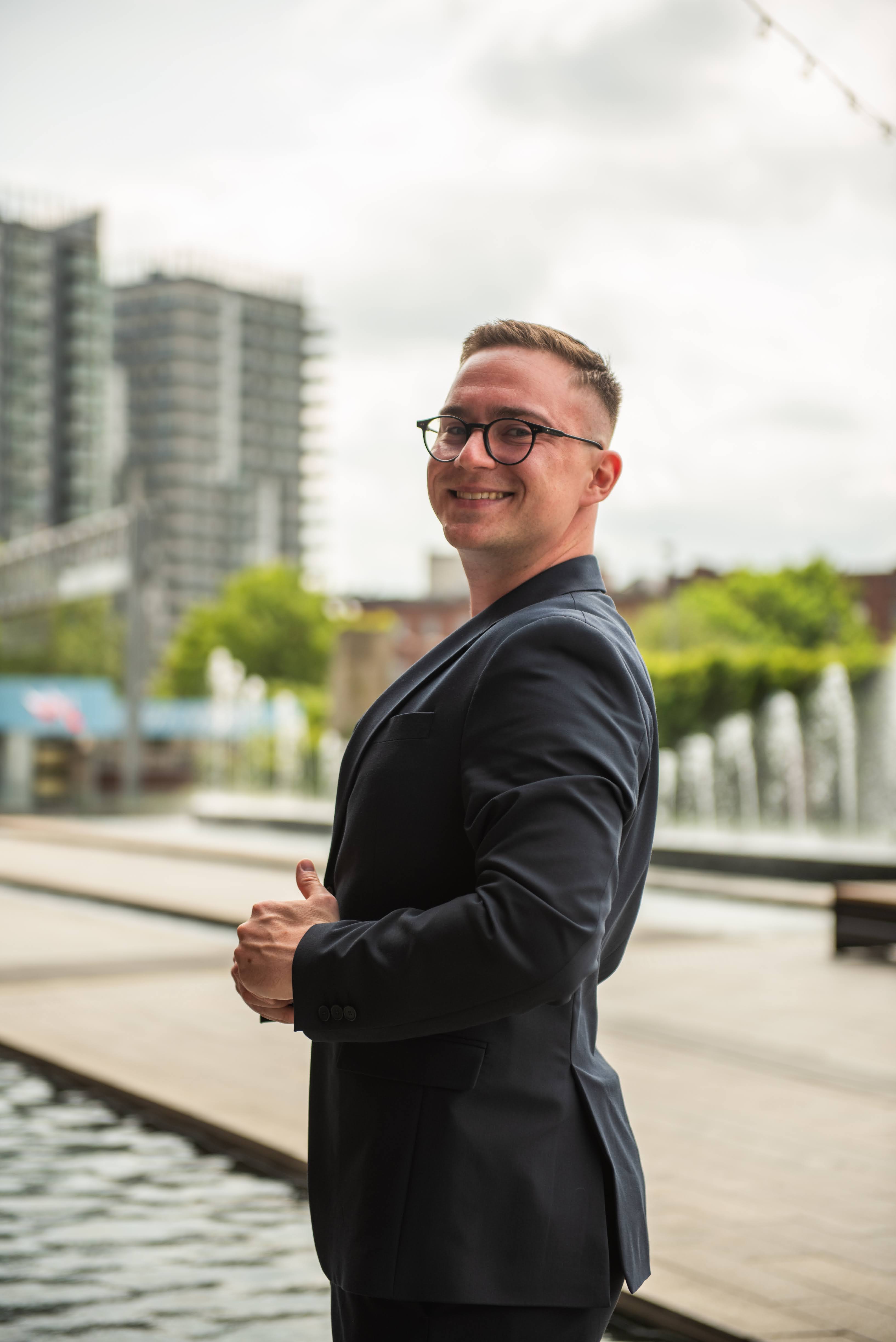 Oskar Król Ekspansja Zagraniczna Oskar Król Ekspansja Zagraniczna