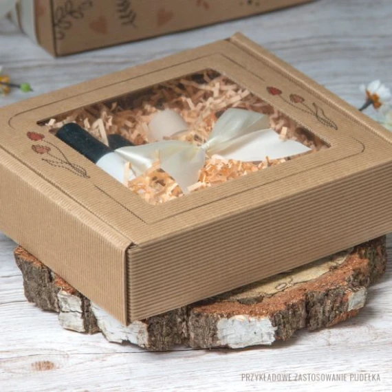 Pakowanie upomink&oacute;w firmowych i produkt&oacute;w dla firm.