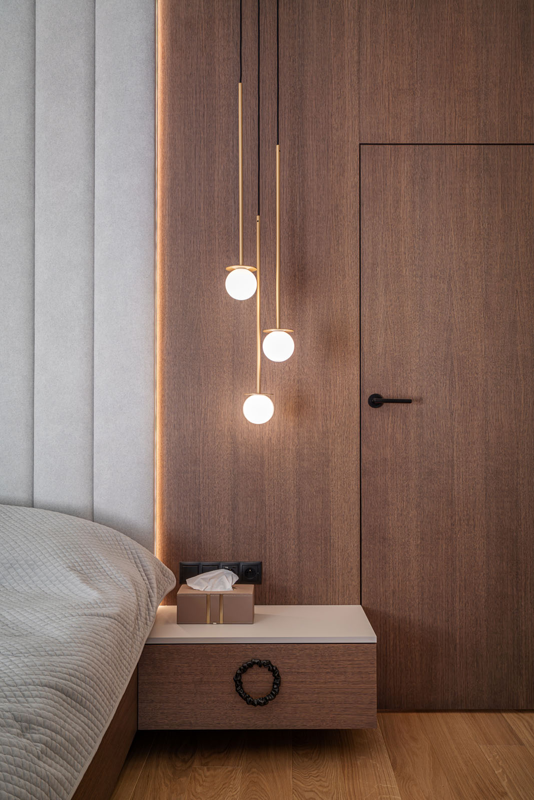 Kuchnia z designerską lampą — realizacja Eltop