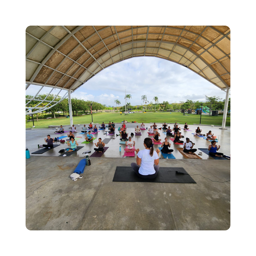 Parque Rach Clases Gratuitas de Yoga al Aire Libre en Panamá – Panamá Respira