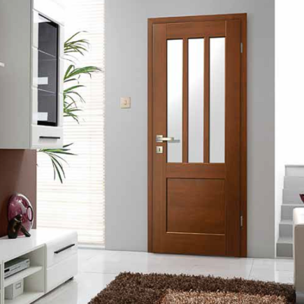 Dla miłośników klasyki, drzwi Lisbona oferują solidne wykończenie z elementami dekoracyjnych płycin oraz szkła. Modele Lisbona 2, 4 i 5 to różne kombinacje szkła i płycin, które wprowadzą do wnętrza harmonię i styl. W Salonach Fachowiec trwa wyjątkowa promocja na drzwi VASCO